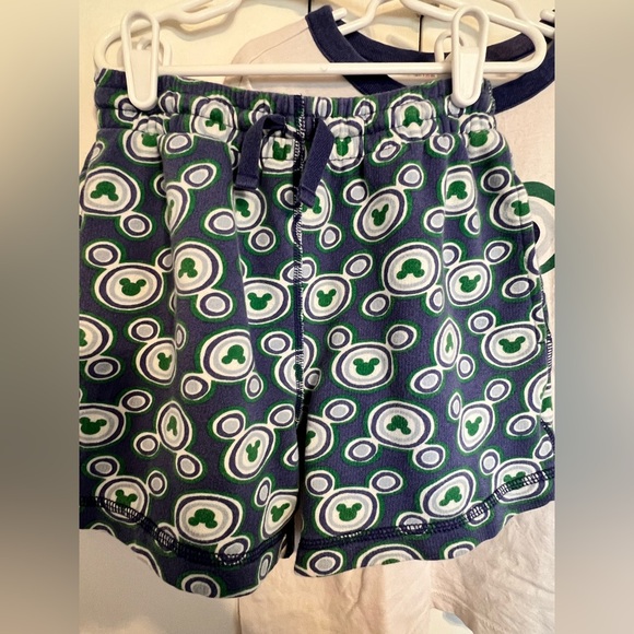 Boy’s Hanna Andersson Mickey Mouse Outfit - Picture 2 of 5